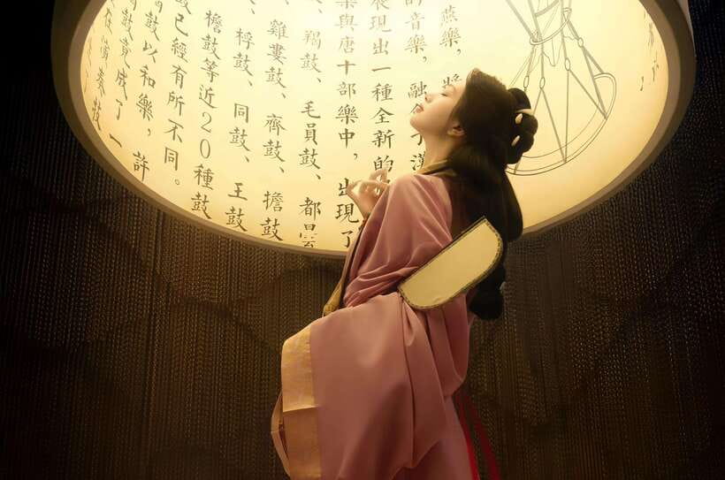 Xi'an: Hanfu and Tang Dynasty Costume Photo Shoot - The City Wall for bold, cinematic portraits