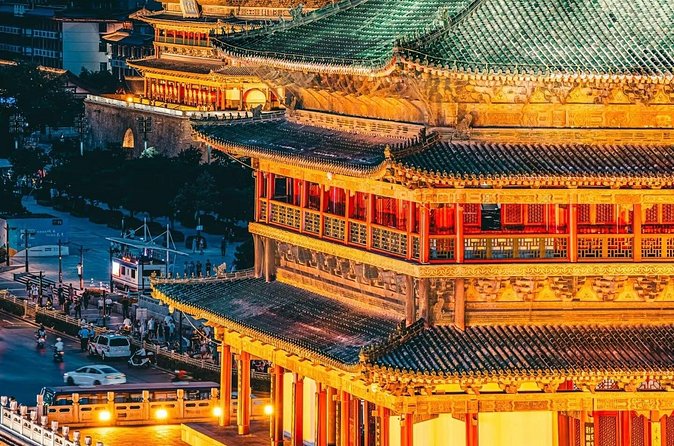 Xi’an Private Day Tour:Terracotta Army, City Wall, Pagoda&Pottery - Who will get the most from this tour