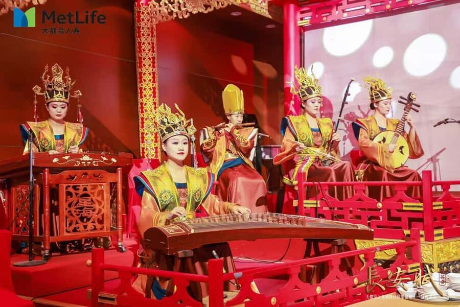 Xi'an: Tang Dynasty Music and Dance Show with Round Trip Transfer - Choosing the dumpling feast