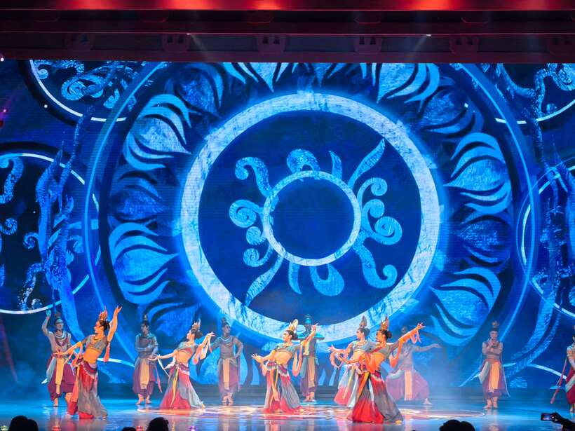 Xi'An: Tang Dynasty Show Ticket w/ Transfer or Dinner - Why the Tang Dynasty show works so well in Xian