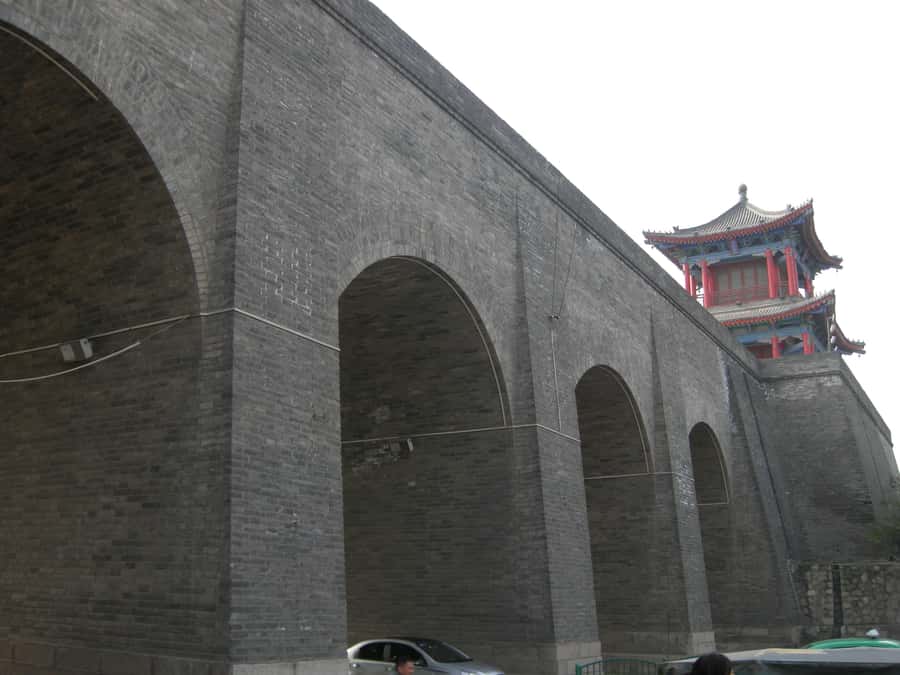 Xi'an: Terra-Cotta Warriors Entry with Optional Guide - What an English-Speaking Guide Adds