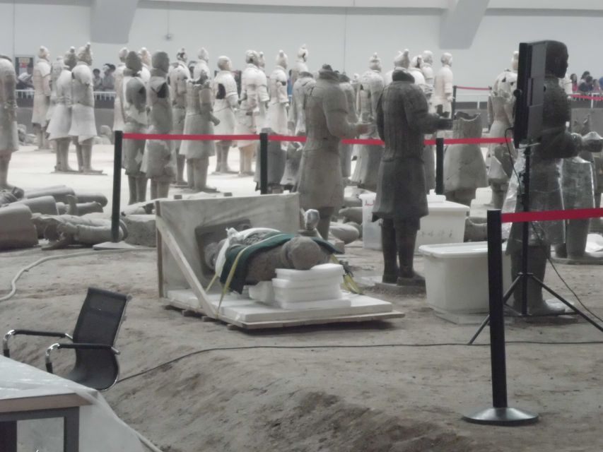 Xian: Terracotta Army Ticket & Guided Bus Tour with Options - Why the Terracotta Army deserves a full half-day