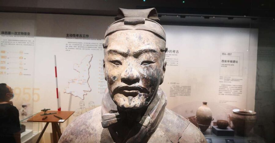 Xian: Terracotta Army Ticket & Guided Bus Tour with Options - Lunch options and the real price