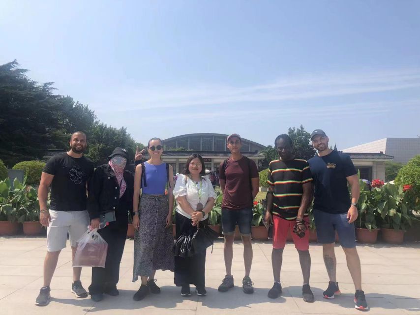 Xian: Terracotta Army Ticket & Guided Bus Tour with Options - Shared group or private tour?