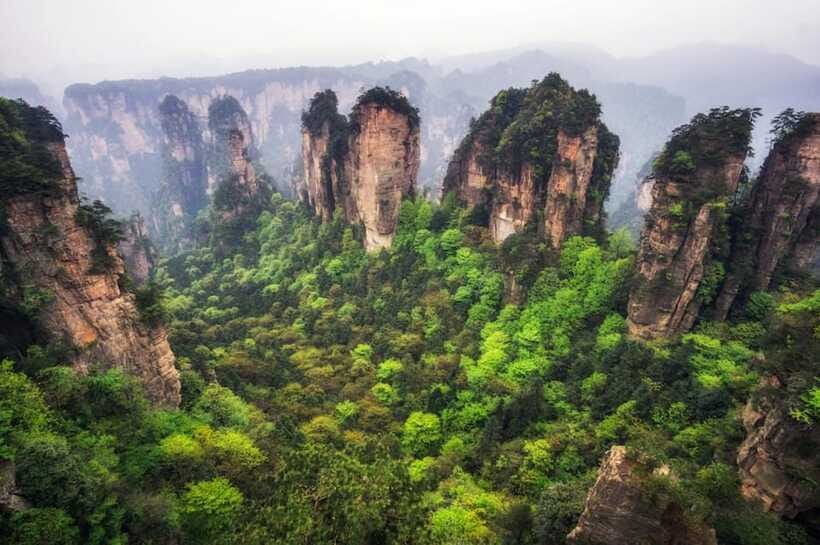 Zhangjiajie: 2-Day Highlights Tour w/Glass Bridge &Cable car - Who gets the best value from $428