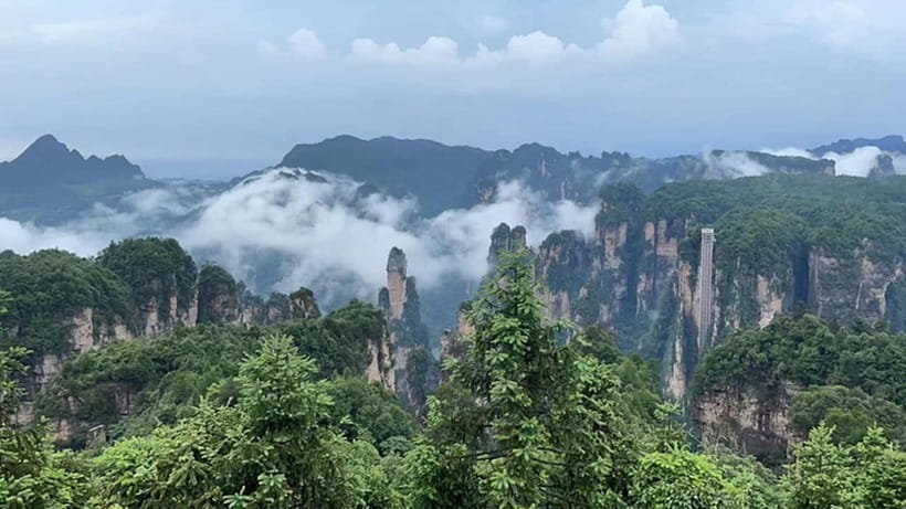 Zhangjiajie National Forest Park: Private Tour and Transport - The 8:30 a.m. pickup and ride to the park