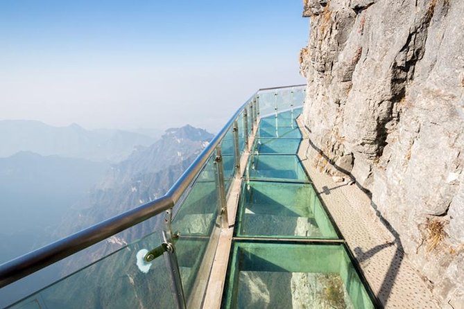 Zhangjiajie Tianmen & Glass Bridge Private All-Inclusive Tour - Cliffside paths and the 60-meter glass walkway