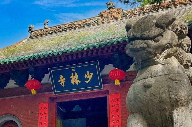 Zhengzhou Private Day Tour to Shaolin Temple and Longmen Grottoes - Is $175 per person good value?