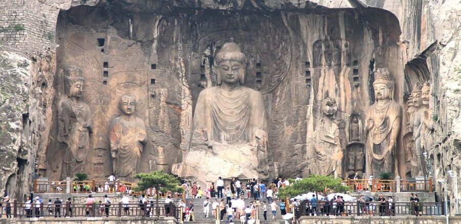 Zhengzhou: Private Tour to Shaolin Temple & Longmen Grottoes - Why this day works from Zhengzhou