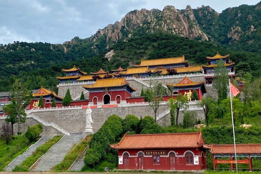 Zhengzhou: Private Tour to Shaolin Temple & Longmen Grottoes - Is the $168 price good value?