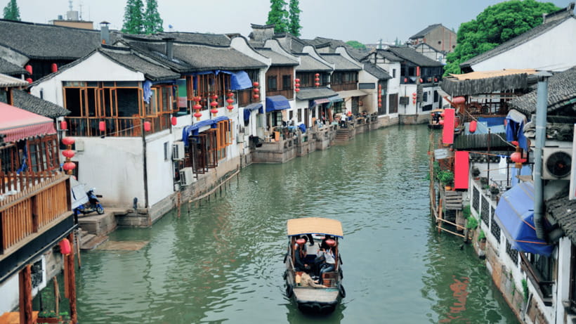 Zhujiajiao & Shanghai:Private Day Tour Water Town to Skyline - Key points to know before booking