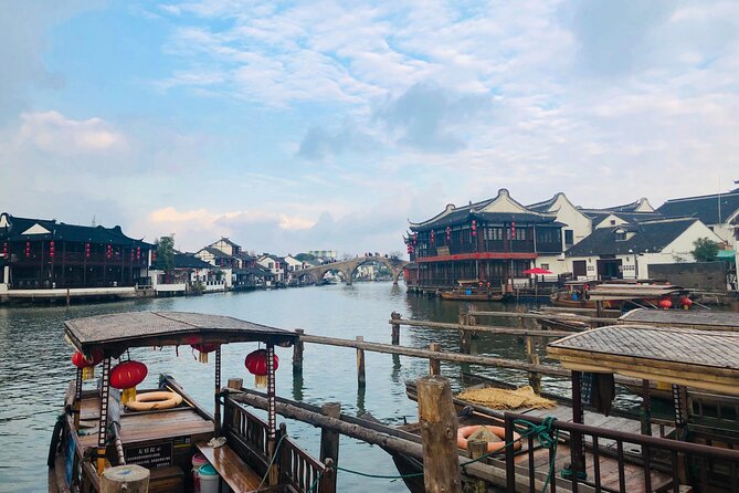 Zhujiajiao Water Town and Shanghai City Private Day Tour - A local-style lunch by the water