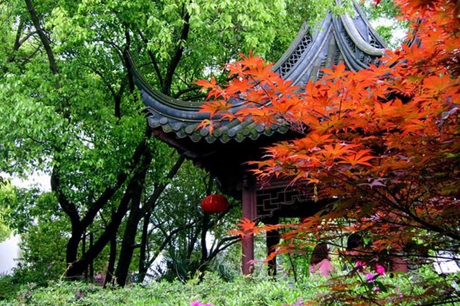 Zhujiajiao Water Town Tour from Shanghai with Boat Ride Option - Morning or afternoon: choosing the better time