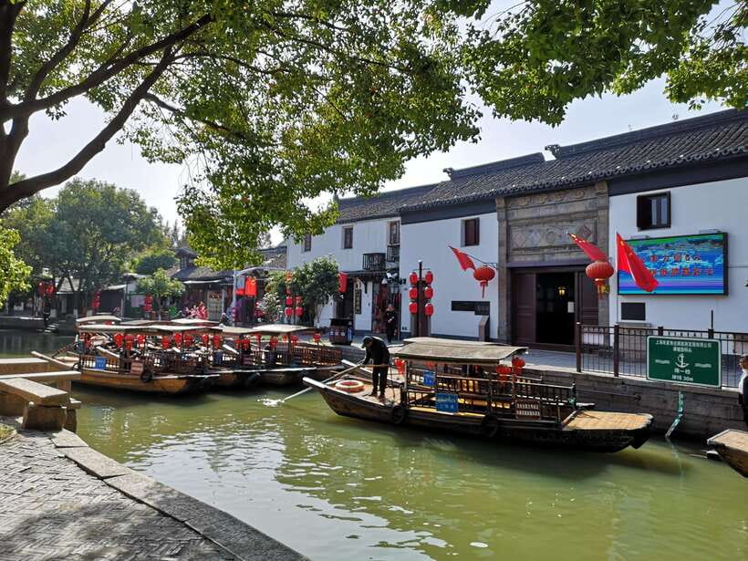 Zhujiajiao Water Village: Private Tour from Shanghai - Arriving at the water village